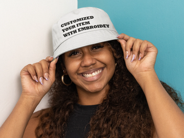 Lady in whit Bucket hat