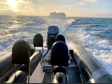 Powerboat at high speed