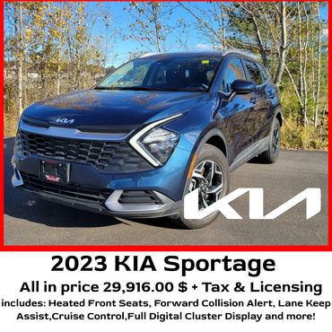 2023 KIA Sportage parked outdoors with key features listed.