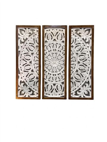 Decorative wooden wall panel for interior décor.