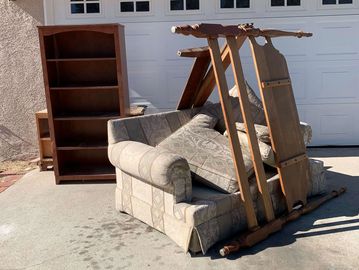 Furniture removal services santa ana orange county couch pick up and disposal couch disposal junk re