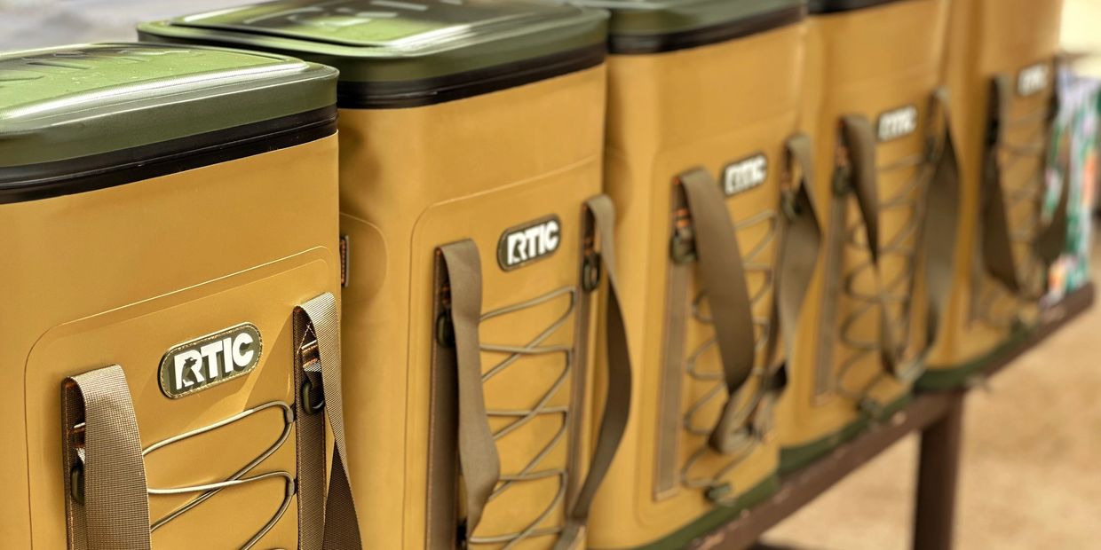 Trail Lovers provides award-winning and all-inclusive Sedona hiking & MTB tours for private groups.