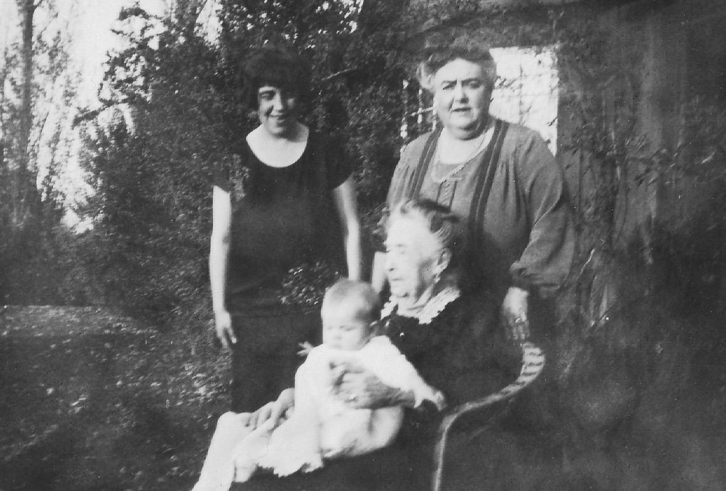 Four generations of Seymour women.