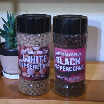 Vietnam Black Dragon and White Dragon Peppercorns