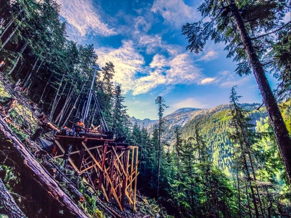 Blue Max Drilling - Helicopter Portable, Sonic Drilling, Core Drill