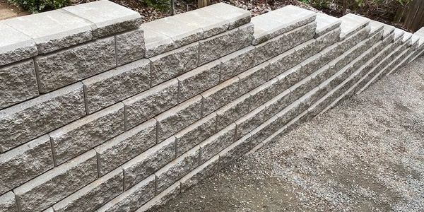 Retaining wall going down a slope