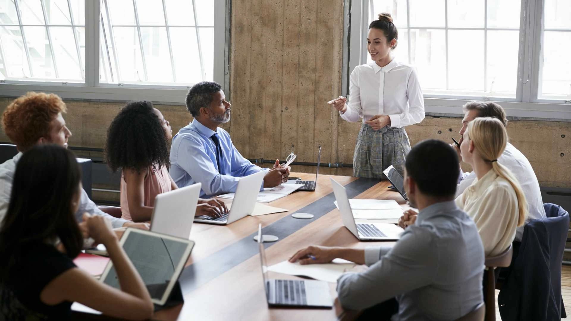 Leader presenting to a team