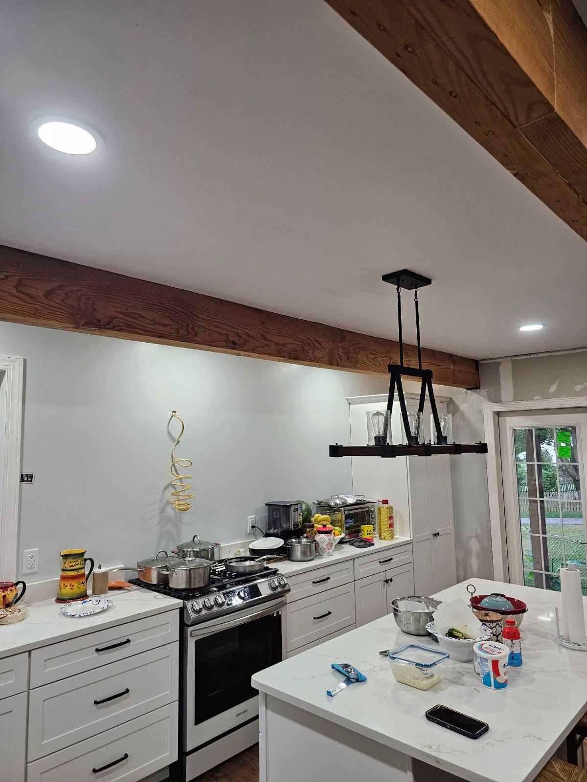 Electrical lighting in a residential kitchen