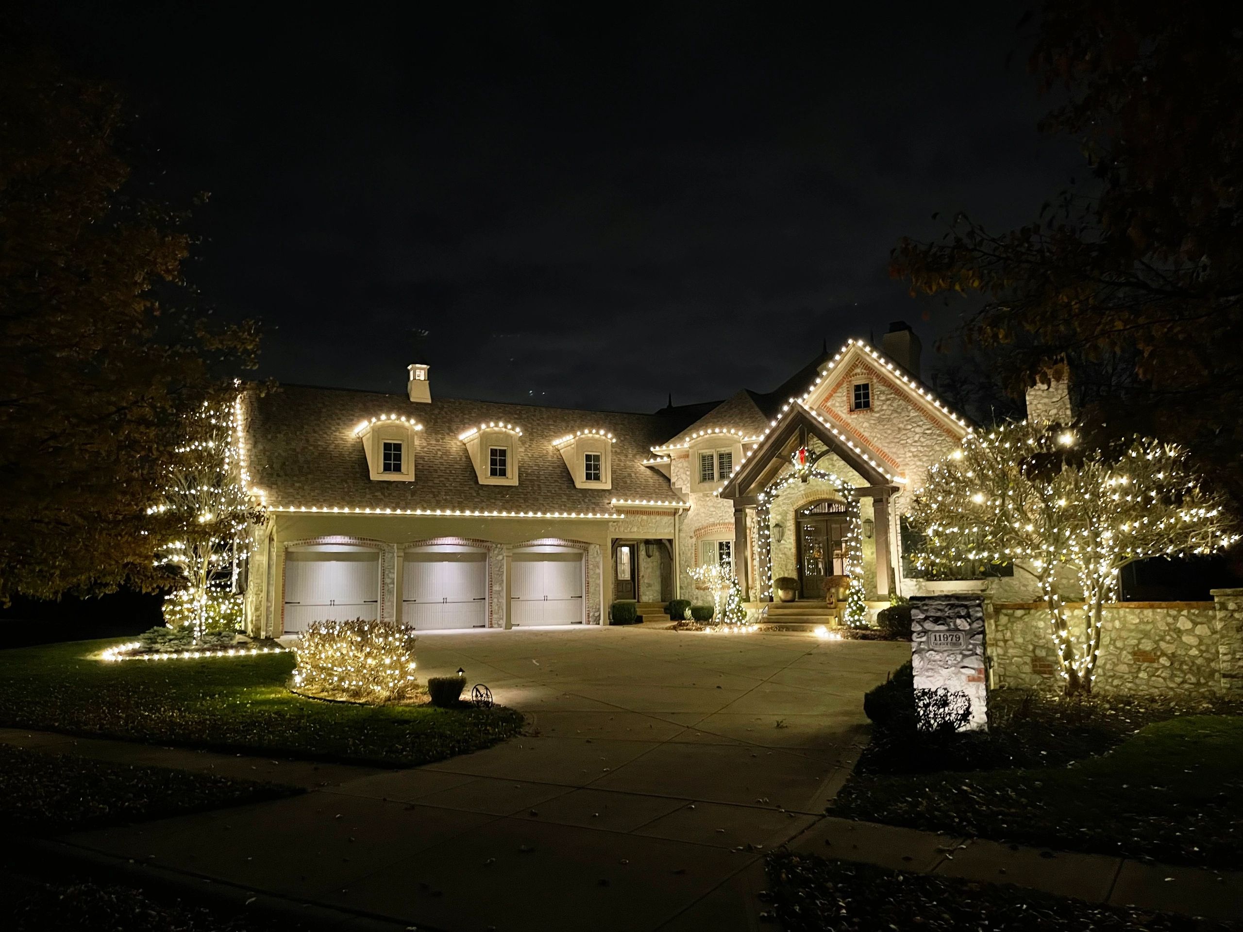 Glimmer Landscape Lighting