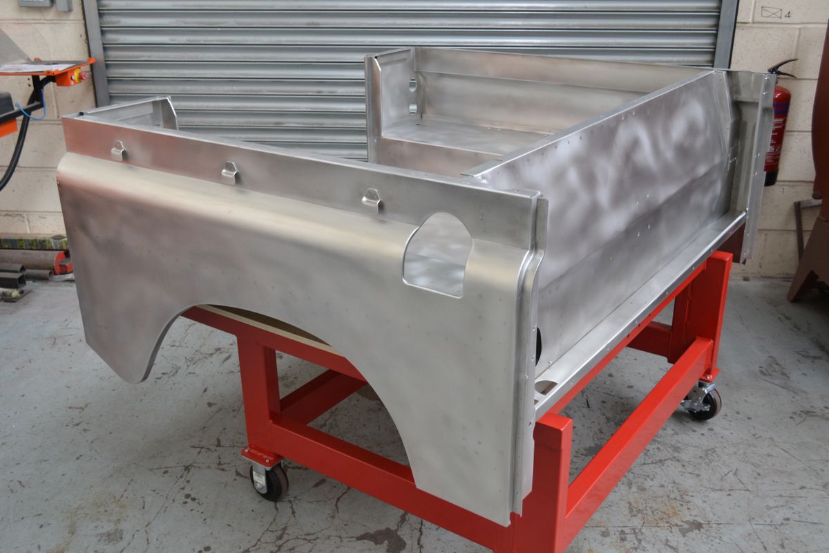Reproduction Land Rover Series 2 /2A/3 88inch rear body complete ...