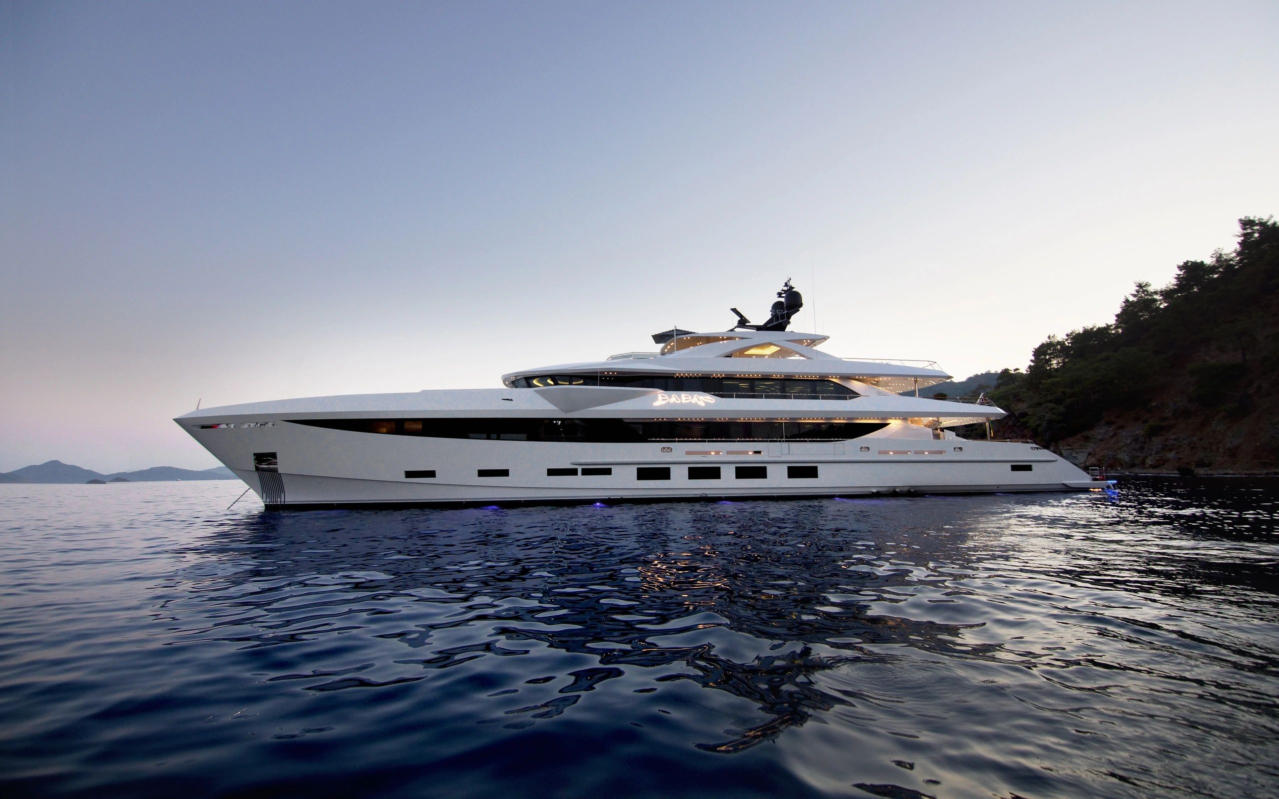 yachts for sale international