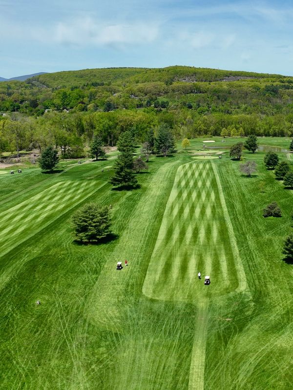 overview image of green acres fairway