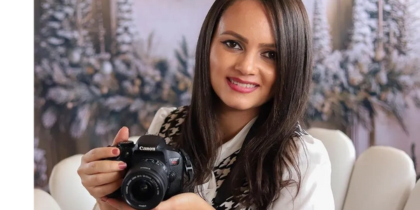 Fotógrafa cam câmera