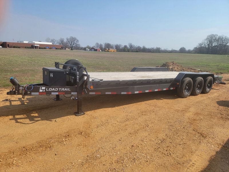 load trail flat bed.jpg