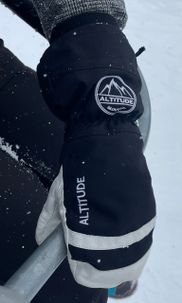 GLOVES & MITTENS