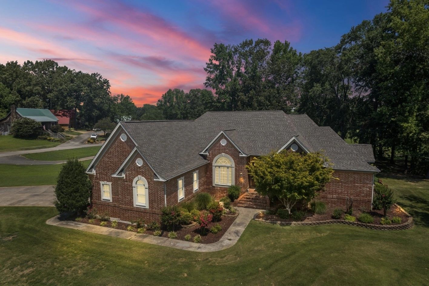 Capstone Roofing And Restoration