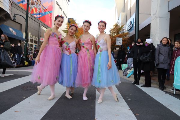 Gathering Before Thanksgiving Parade Step-off in Silver Spring MD on Saturday, 20 November 2021 