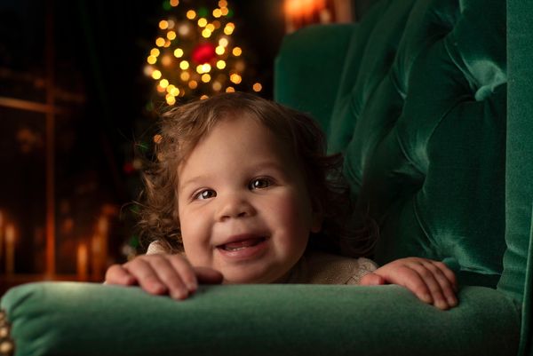 LeGalley Photography, Holiday Mini's, Michigan Photographer, Young Girl, Christmas