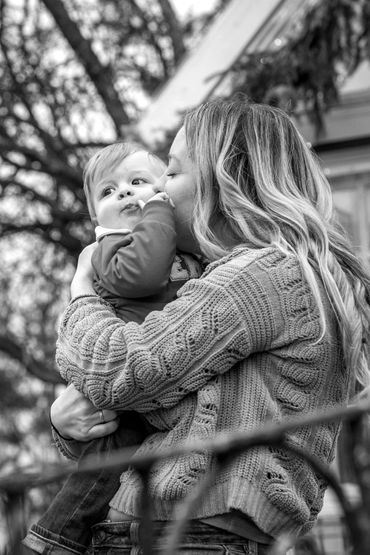 Sharp farm, Swartz creek mi green house family photography session 