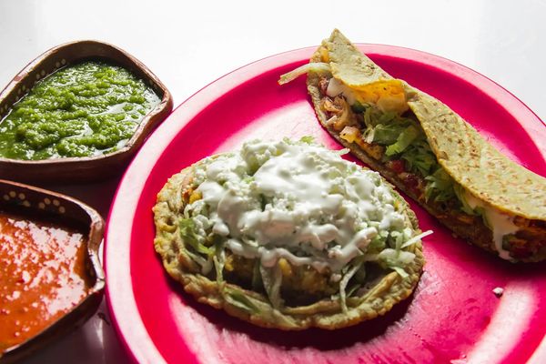 Y Taco Bar LLC