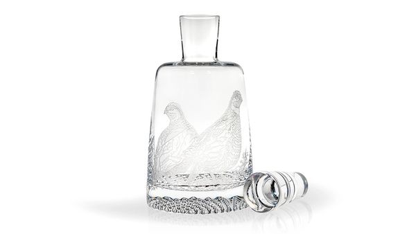 https://img1.wsimg.com/isteam/ip/5dd30619-f270-4806-93f9-651a0285cfc2/evergreen-crystal-decanter-lighter-hor-6fa7bbd.jpg/:/cr=t:0%25,l:0%25,w:100%25,h:100%25/rs=w:600,cg:true