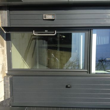 Curtain Walling
Window system
windows and frames
automatic door system
manufactured and installed 