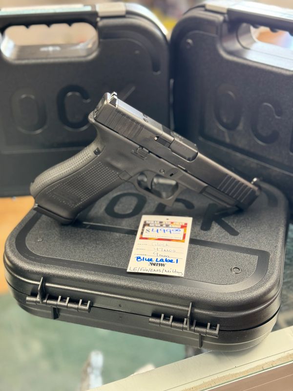 Spray and Pray Guns & Ammo Gun Store, Gun Range