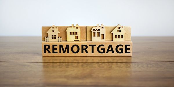 Word 'remortgage' on wooden block