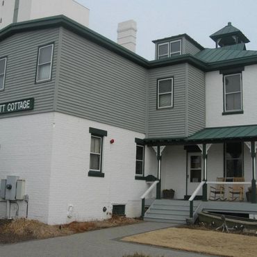 Atlantic Wildfowl Heritage Museum formerly the Dewitt Cottage 