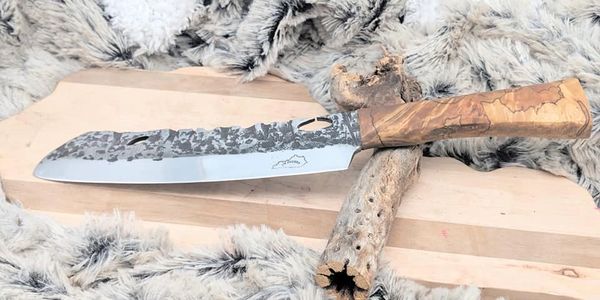 VÖLUNDR, forged viking knife We make history come alive!