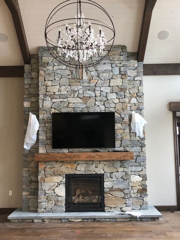 stonework/mantle/fireplace