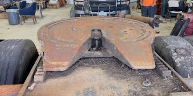 46,000# cutoff from 1987 Freightliner fld
Air ride with fifth wheel. Ratio is low, believed to be 4: