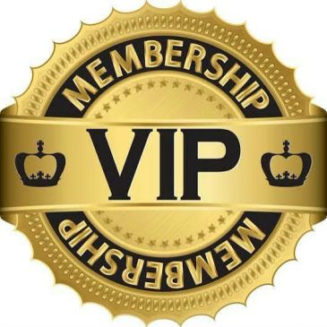 Gold VIP membership badge with crowns.