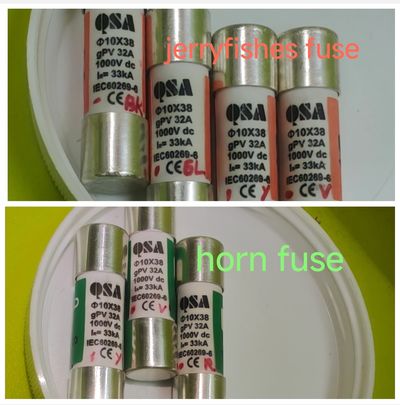 horn  Dark green
the vocals like horn style
jerryfishes pink