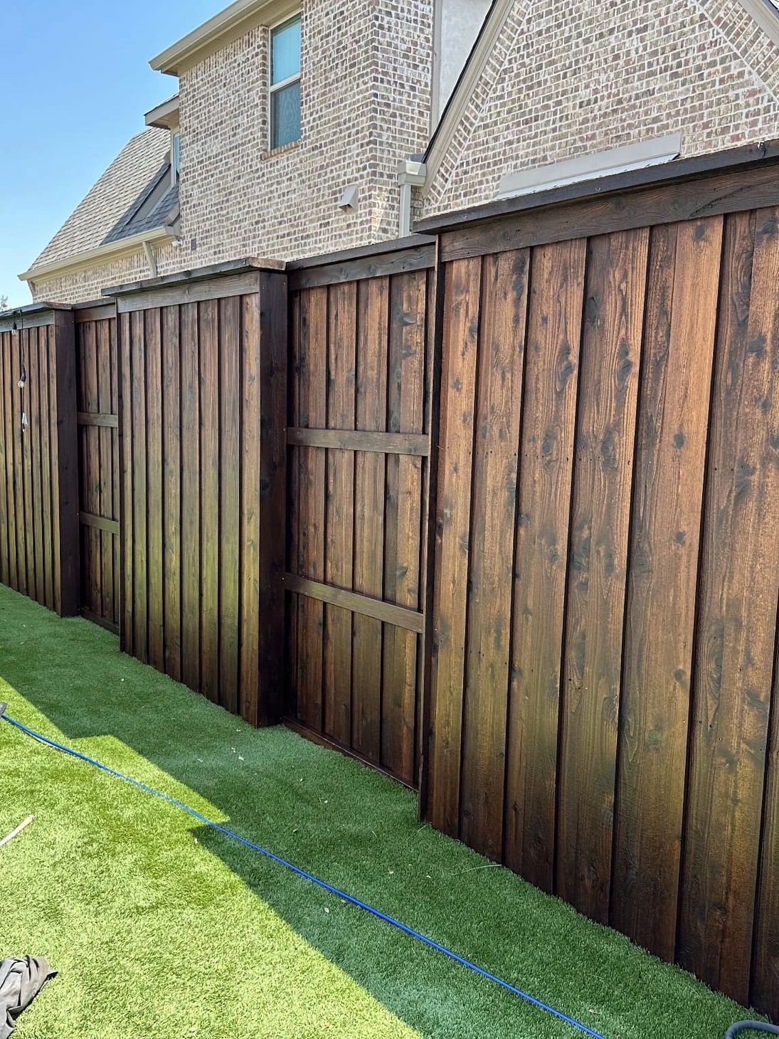 Accurate Stain and Fence Supply
