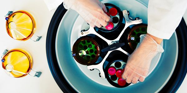 Overhead photo of a Centrifuge machine in a chemistry laboratory
