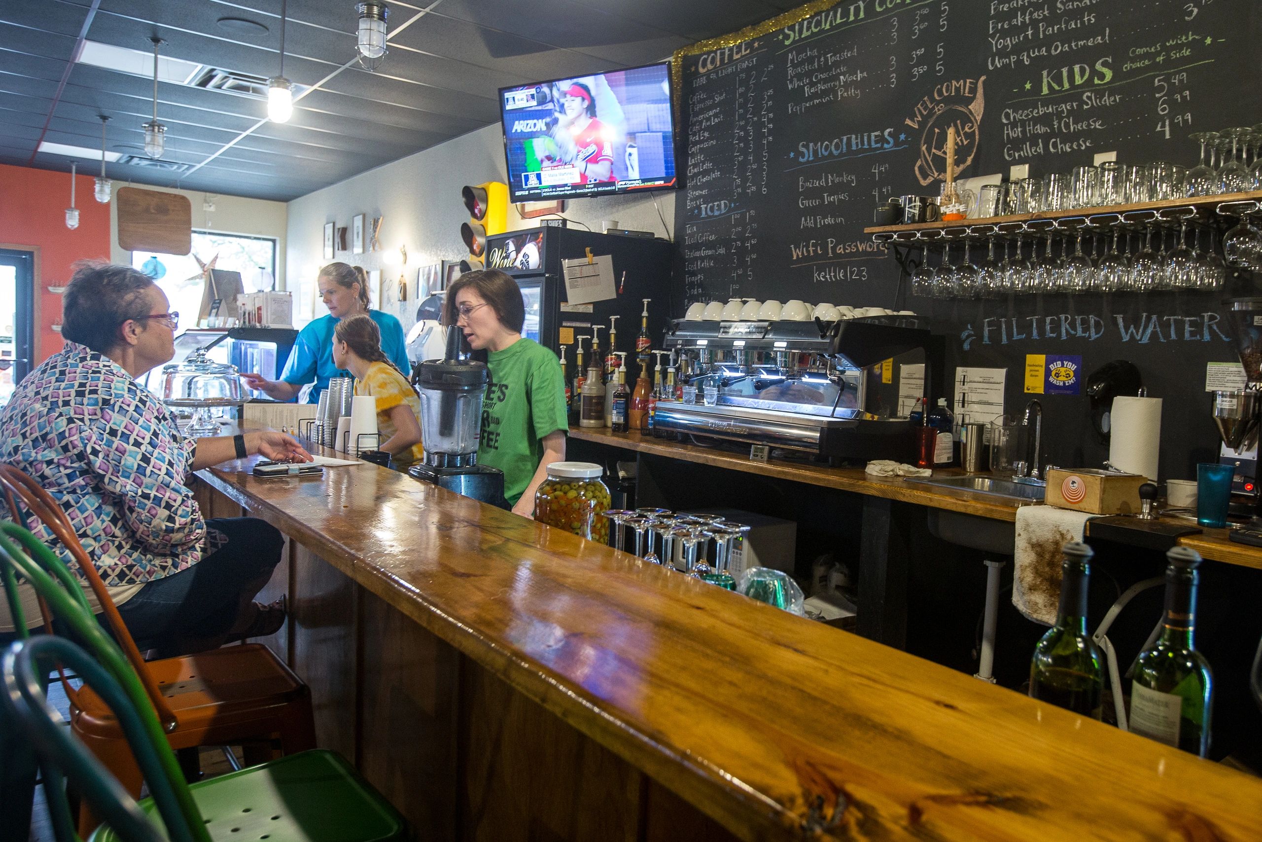 Kettle Coffee, Bar, Restaurant