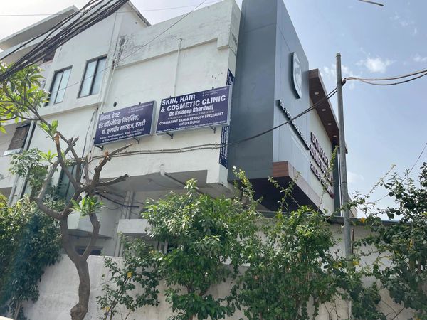 Near-Prem-Mandir-Wright-Town-2225-2-1st-floor | Skin Hair and Cosmetic clinic Dr Kuldeep Bhardwaj MD