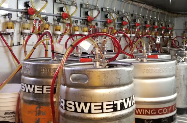 draft beer service NC. Draft beer reapair raleigh. Beer line cleaning raleigh NC. Beer repair. 