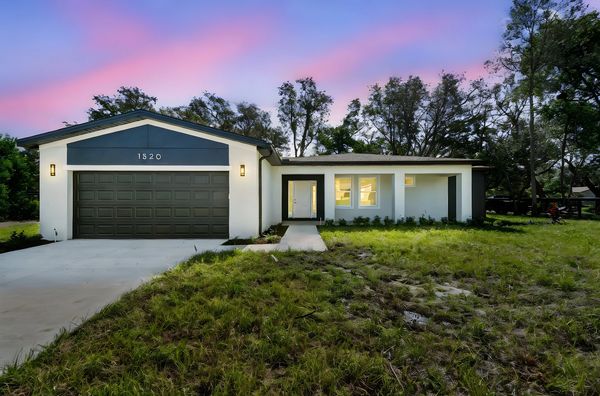 1520 Alameda Dr Spring Hill FL front view