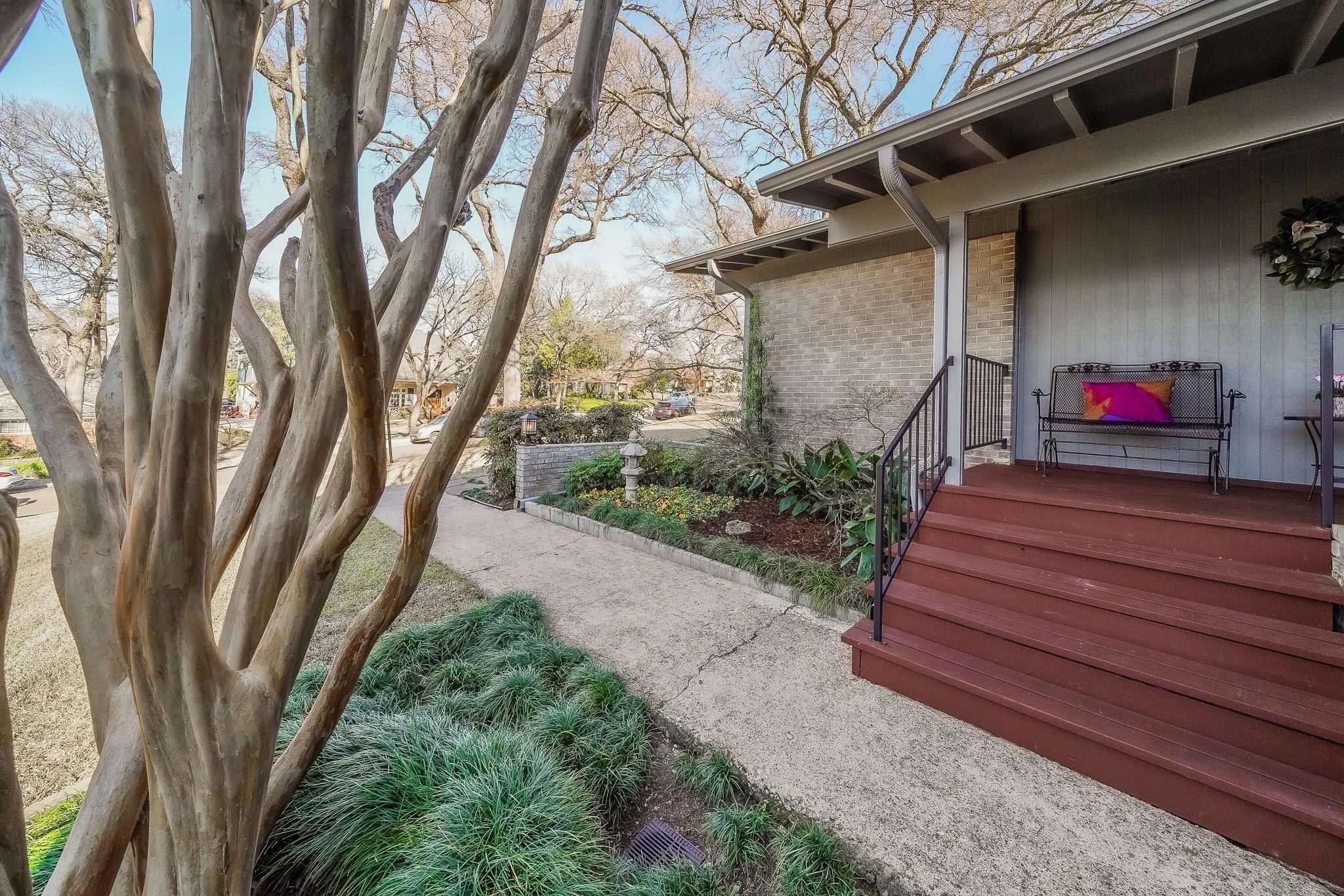 9264 Cliffmere