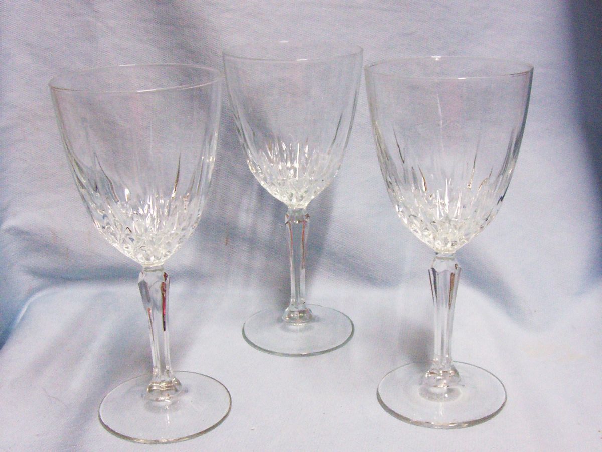 WINE GLASSWARE: Vintage Diamant by Cristal D'Arques-Durand Wine Glass  Faucet Cut Stem