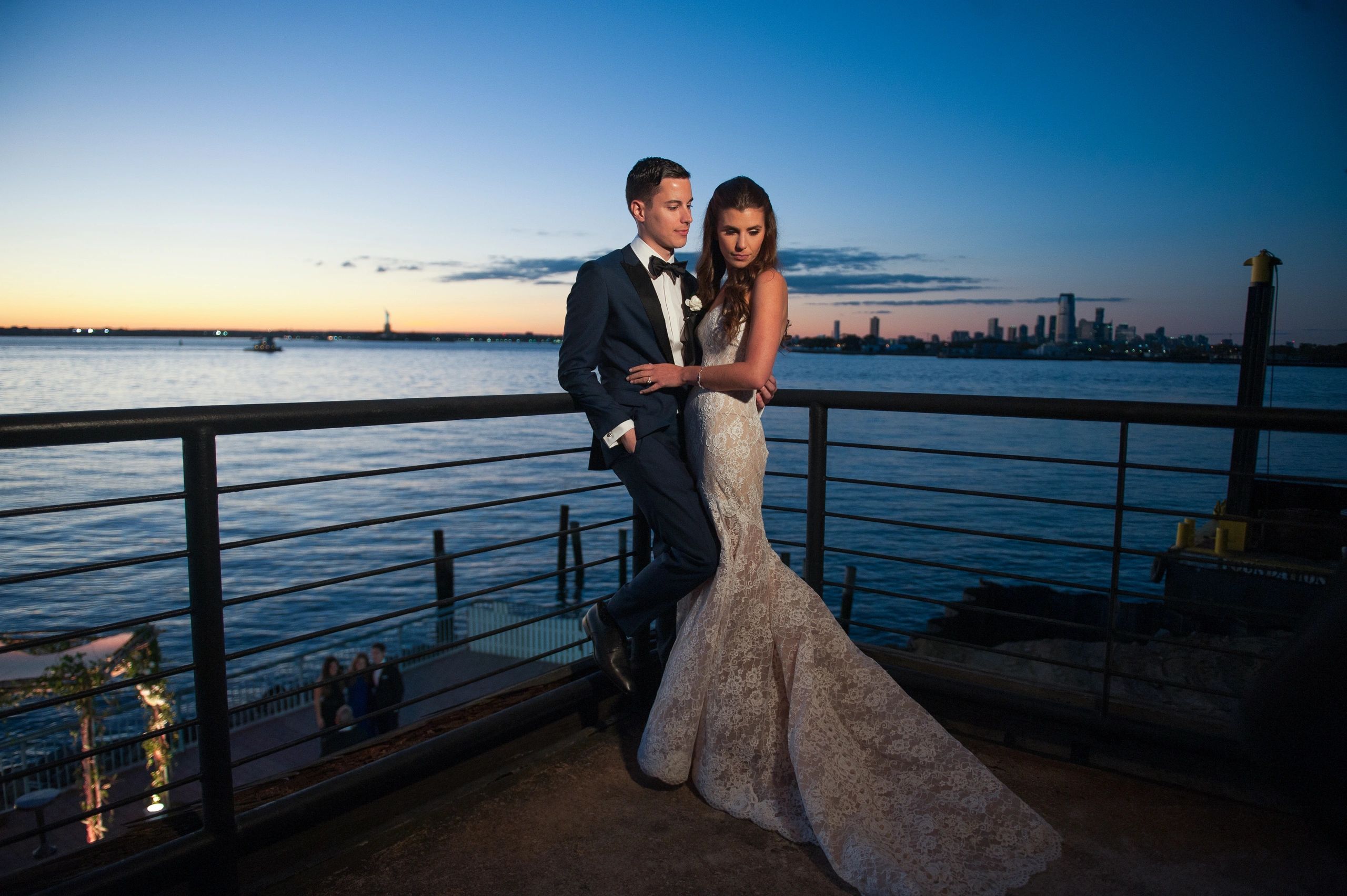 wedding photo, Liberty warehouse, ceremony, Chuppah, silhouette, Love, wedding, new york
