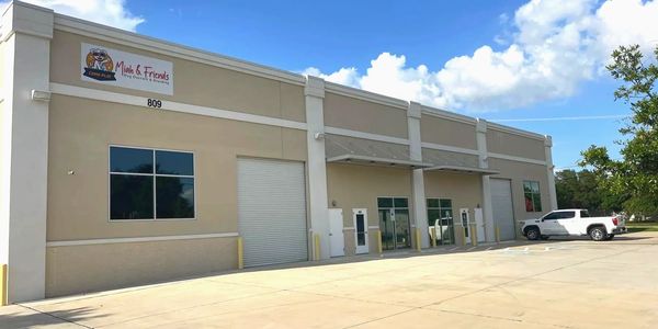 Facility for dog daycare in Arlington? TX.