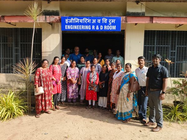 Visit to CCRI's Engineering R&D Room