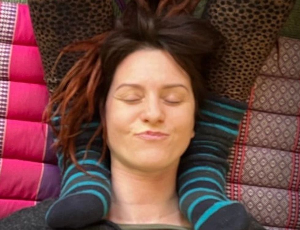 Thai Yoga Massage with Karuna Hypnotherapy