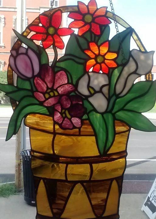 Linda's Glass Gallery LTD