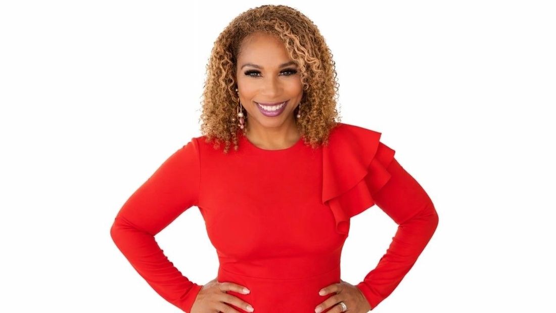 Monica Bey