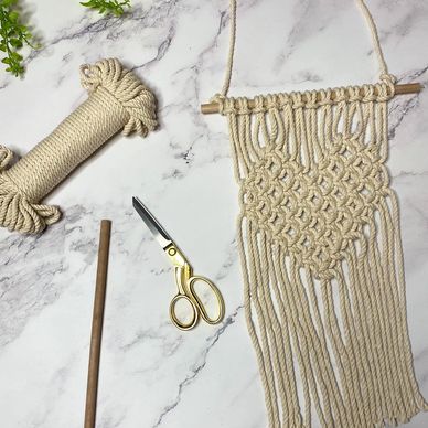 MACRAME CLASS: Wall Hanging - Monster