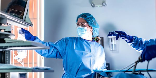 Staff-led lab sessions at BONE ensure every detail is handled before surgical training begins.